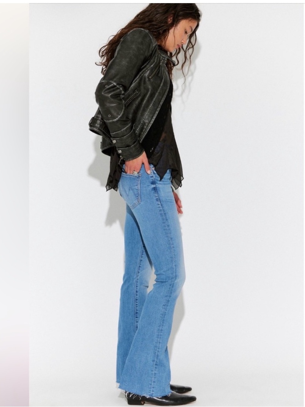 MOTHER The Weekender Frayed Flare Women's Glo Up Blue Jeans